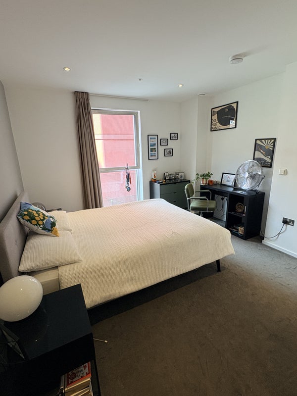 Photo 1: The room