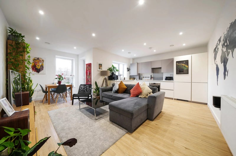 Photo 1: Open plan Living Room