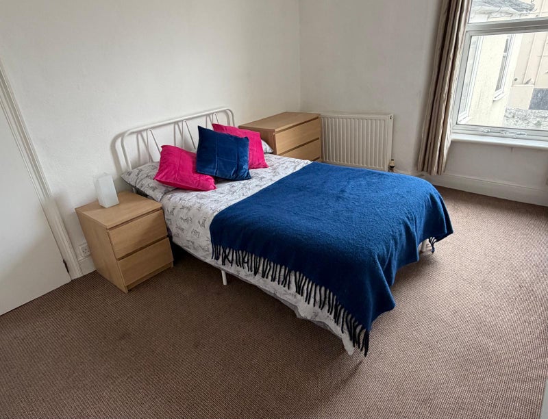 Photo 1: Room 3. £475