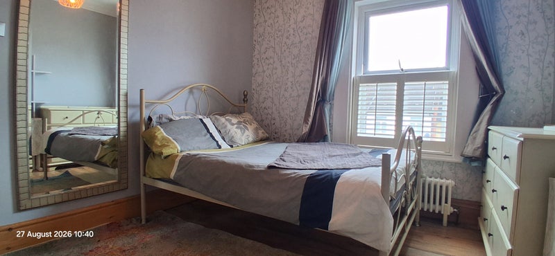 Photo 1: Double Bedroom