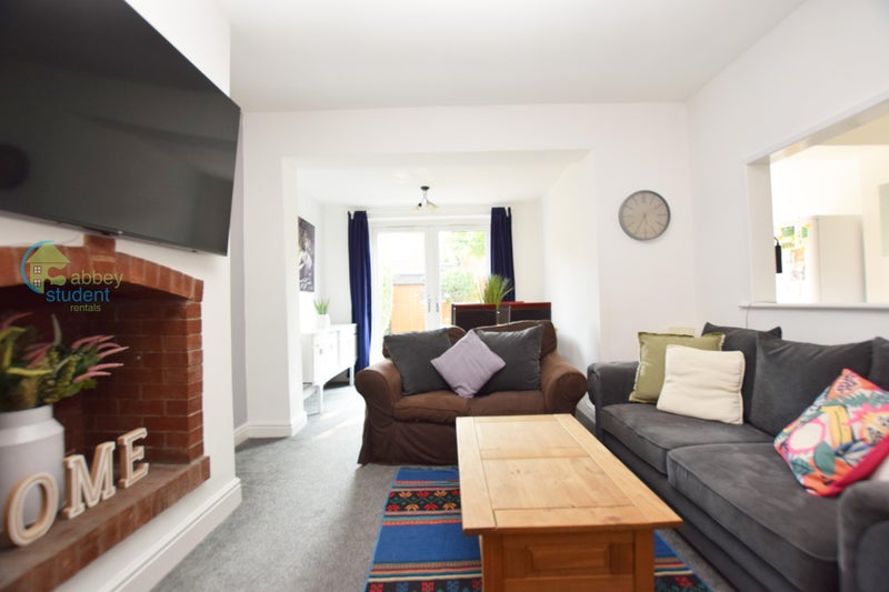 Photo 1: Living Room 