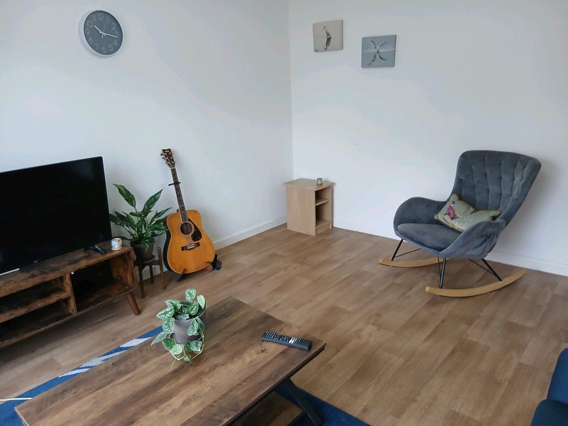 Photo 1: Living room (sofa out of range)