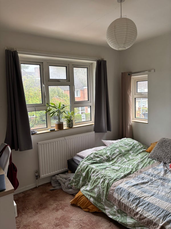 Photo 1: Double Room