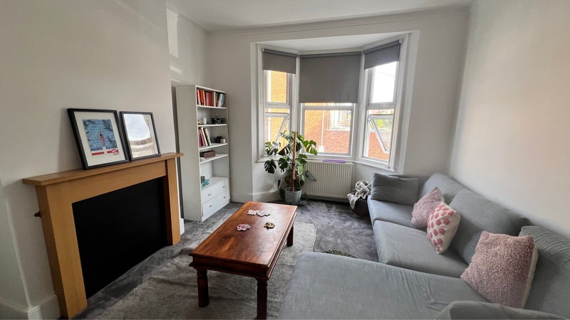 Photo 1: Living room