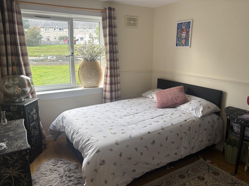 Photo 1: Lovely quiet double room