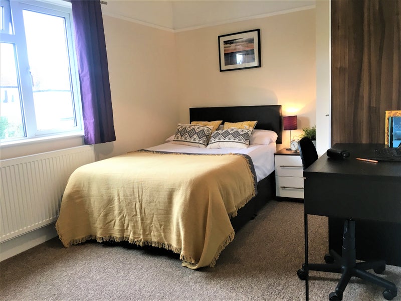 Photo 1: Bed 4 - Huge double room with storage and desk