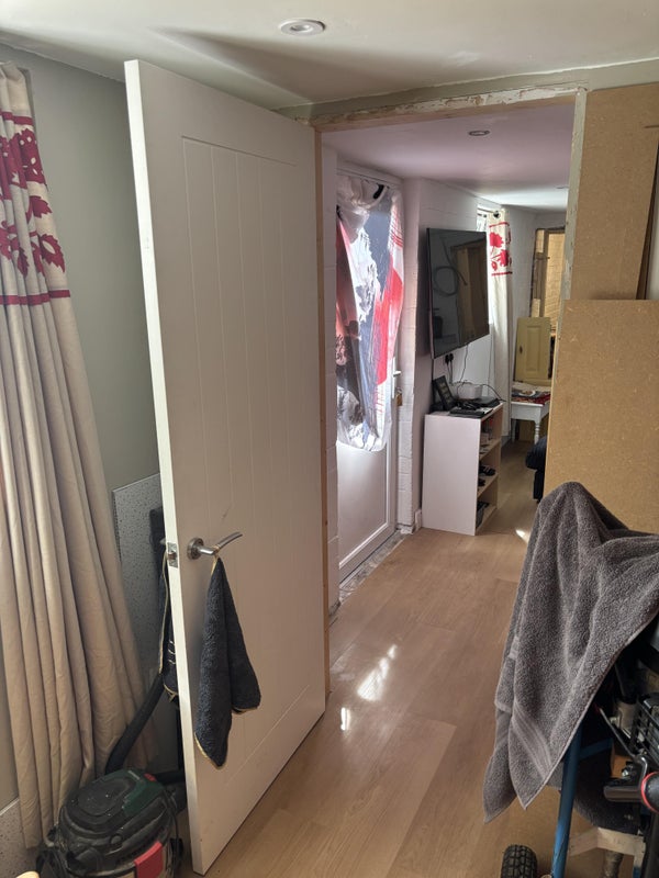 Photo 1: Kitchen
