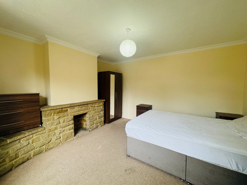 Photo 1: Room A