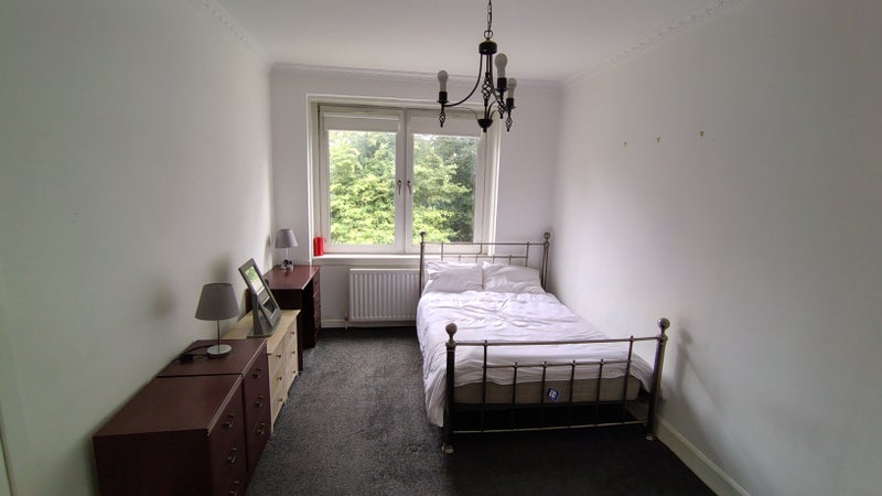 Photo 1: bedroom