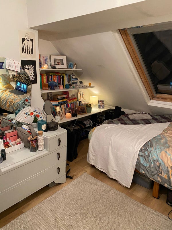Photo 1: The bedroom