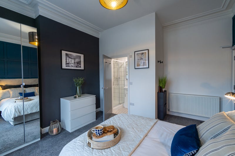 Photo 1: Room 2. Available 25th September
