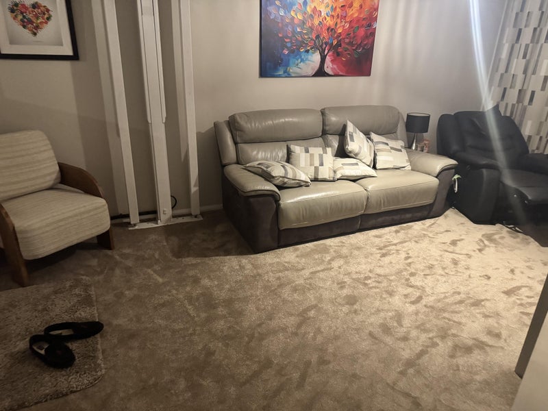 Photo 1: Living room