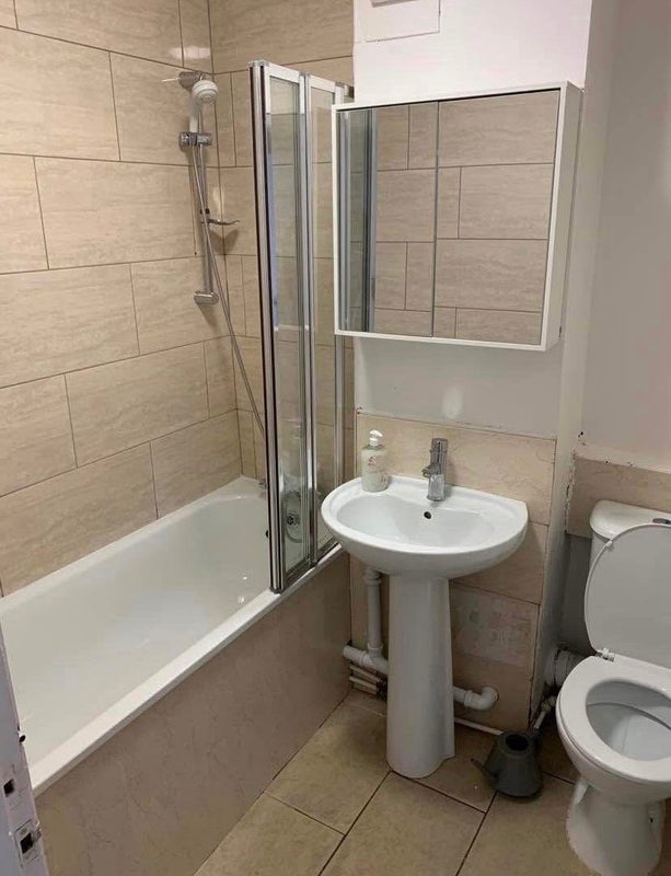 Photo 1: Bathroom