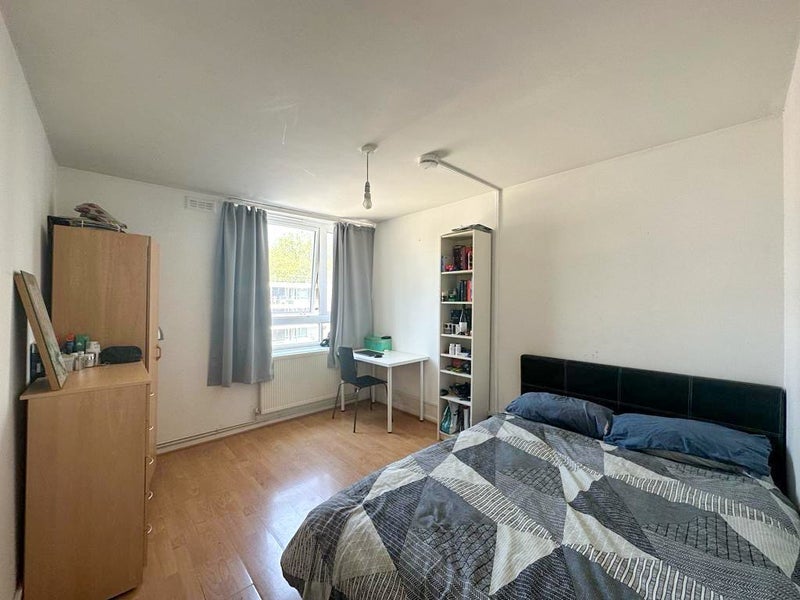Photo 1: Double Room