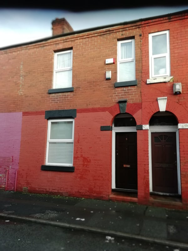 Photo 1: front of house