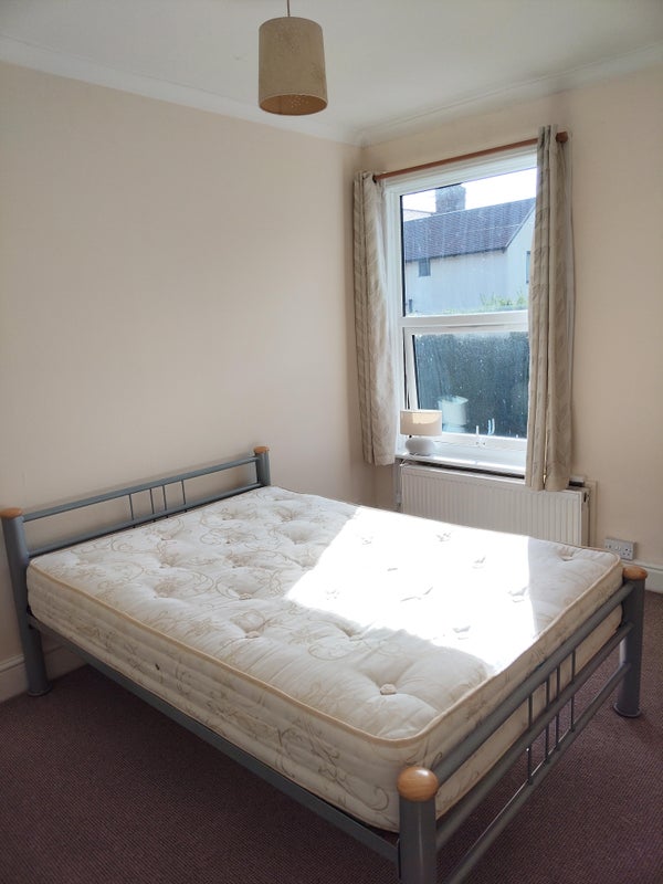Photo 1: The Room 