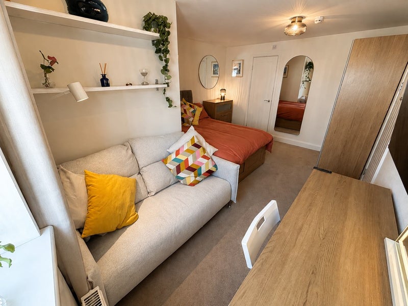 Photo 1: Comfy Lounge area with New Smart TV