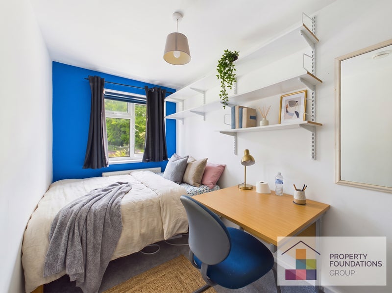 Photo 1: Room 4 - Available 17th November
