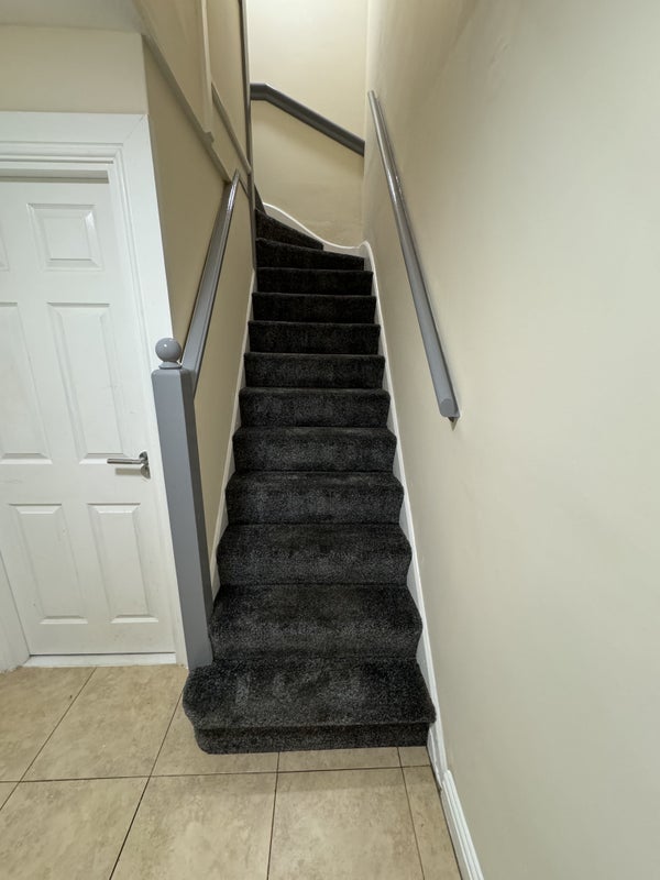 Photo 1: Stairs