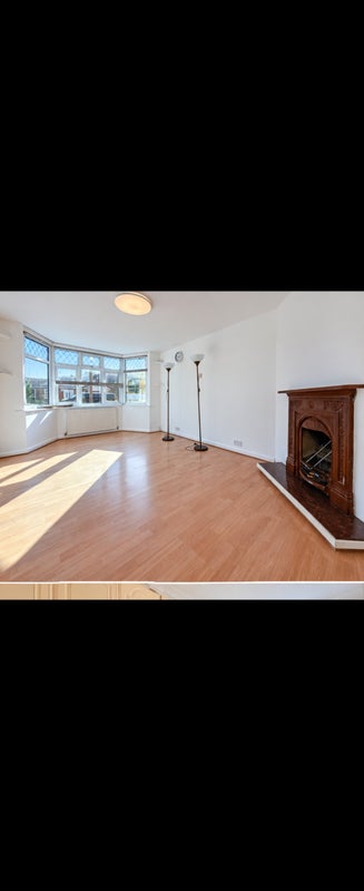 Photo 1: Living room