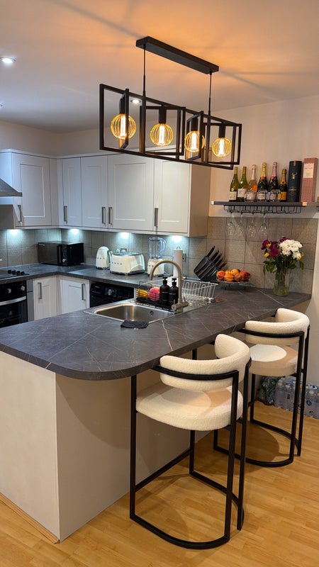 Photo 1: Kitchen /  dining area 