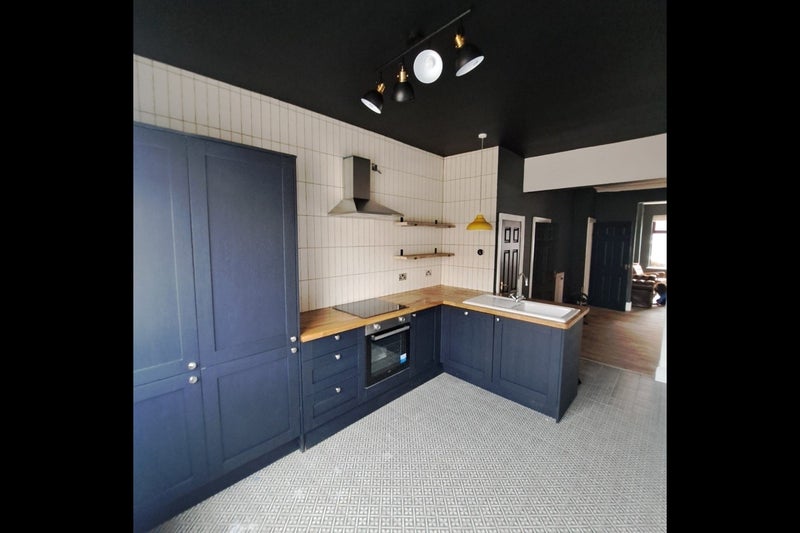 Photo 1: Kitchen