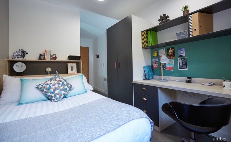Photo 1: Ensuite bronze - the room will look like this or similar 