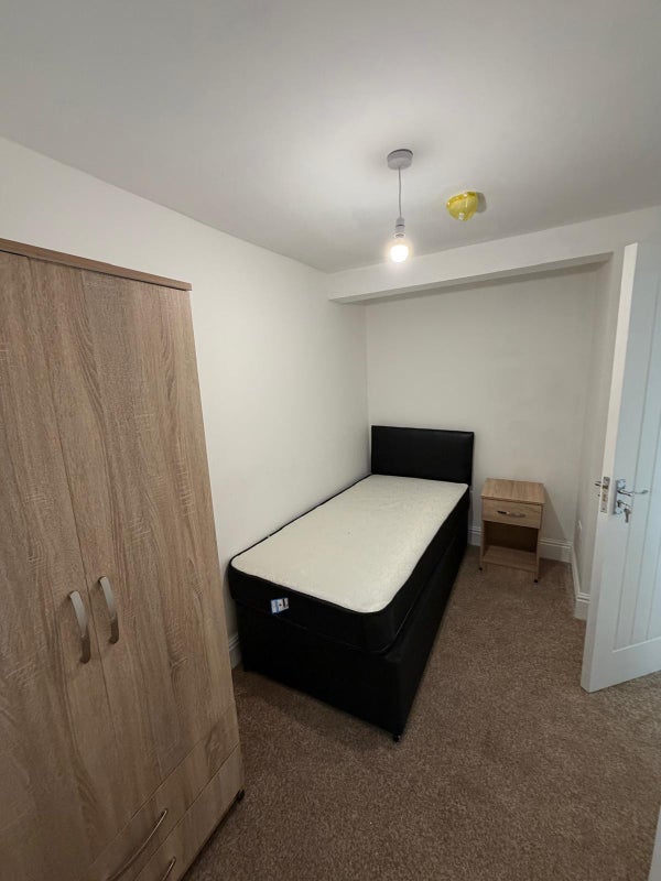 Photo 1: Double Room