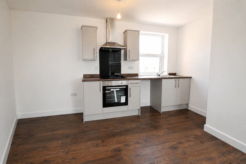Photo 1: 🍳 Fitted Kitchen