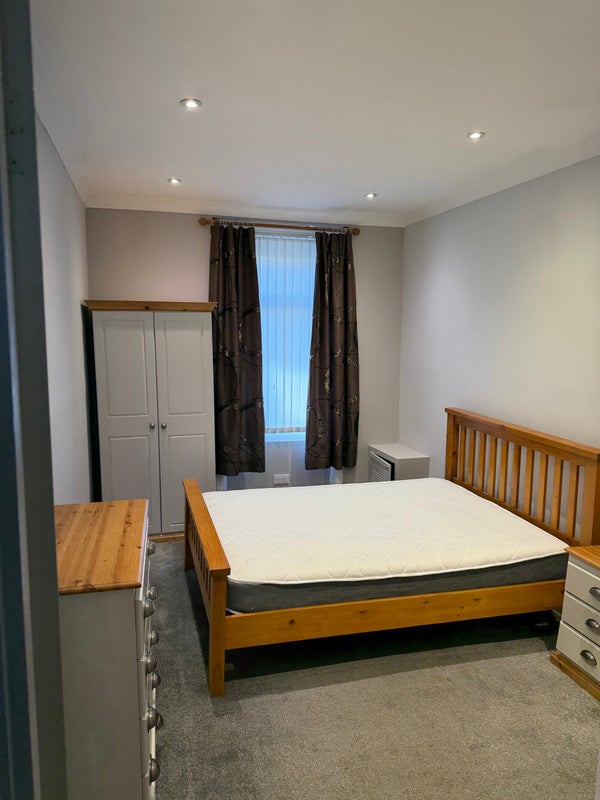 Photo 1: Bedroom Available 