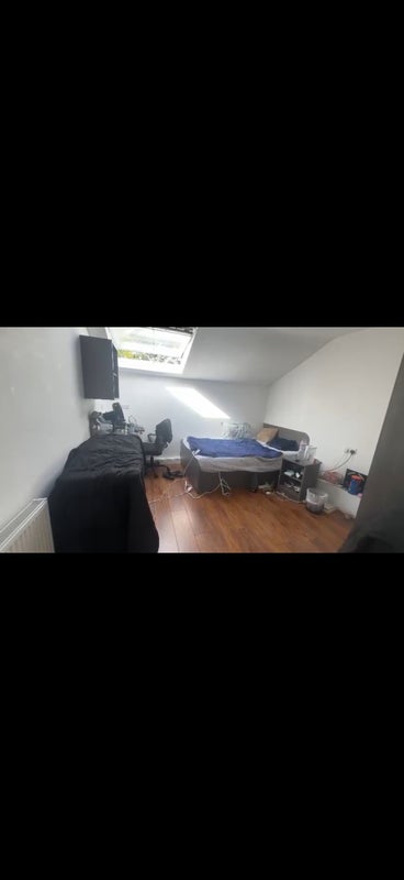 Photo 1: Room 2, message me to get more pictures