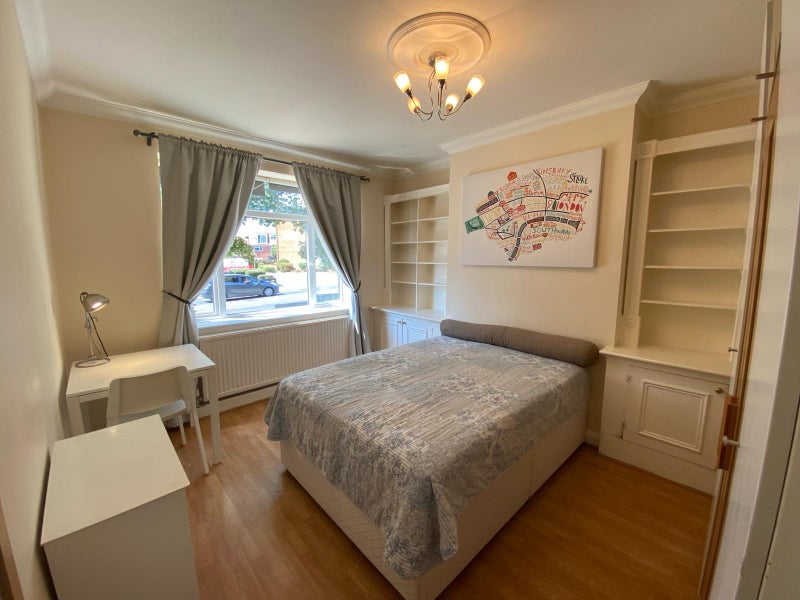 Photo 1: Room 1