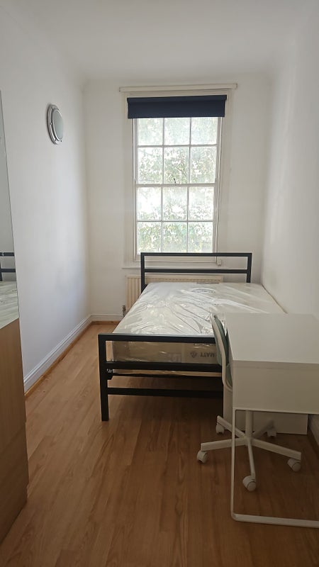 Photo 1: Room 3
