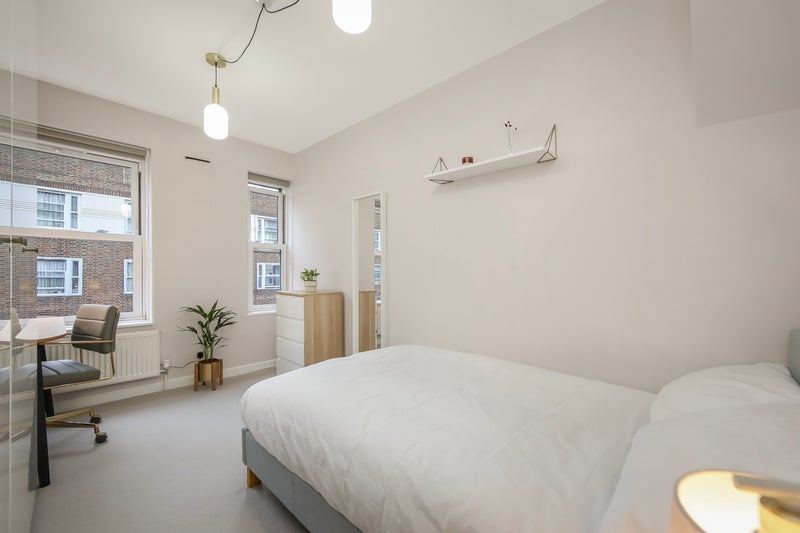 Photo 1: Room 3