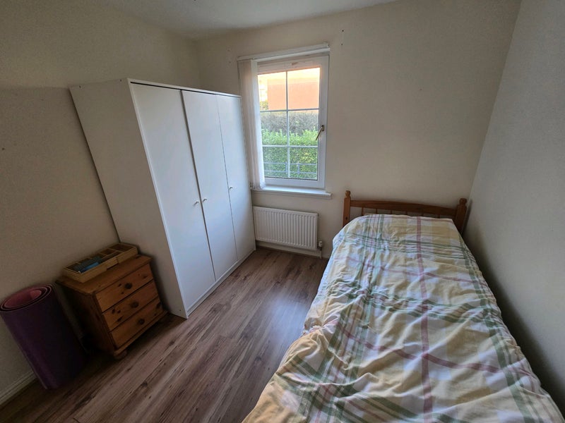 Photo 1: The Single Bed Room (Angle 1)