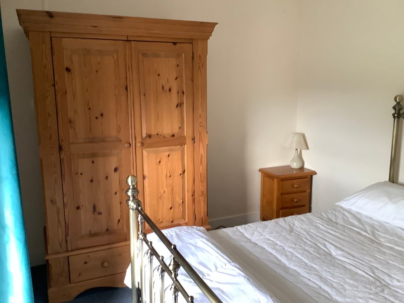 Photo 1: Bedroom
