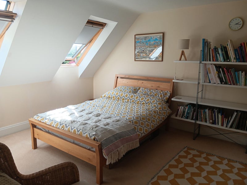 Photo 1: Bedroom 