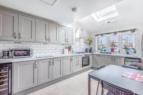 Photo 1: Kitchen