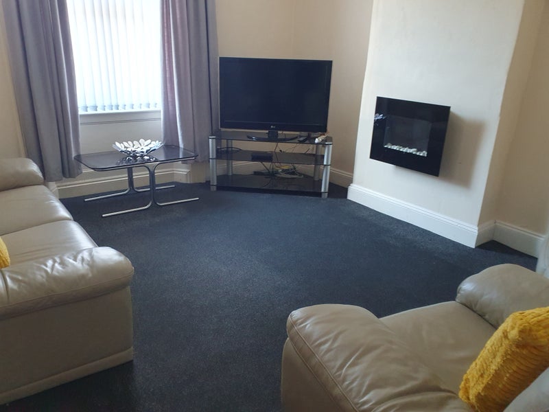 Photo 1: Living Room