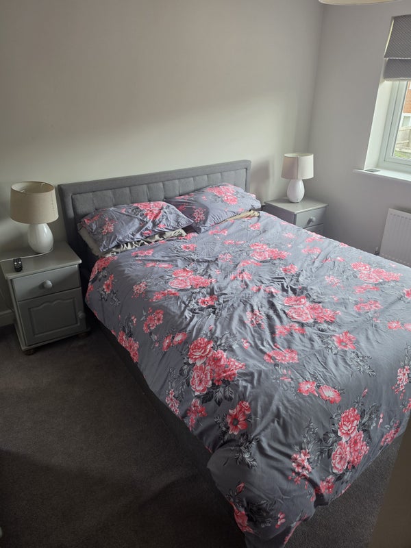 Photo 1: King size bed