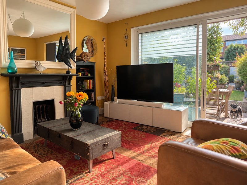 Photo 1: Lounge - 65-inch TV, Sonos sound system