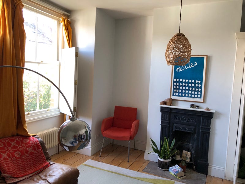Photo 1: Bedroom (1)