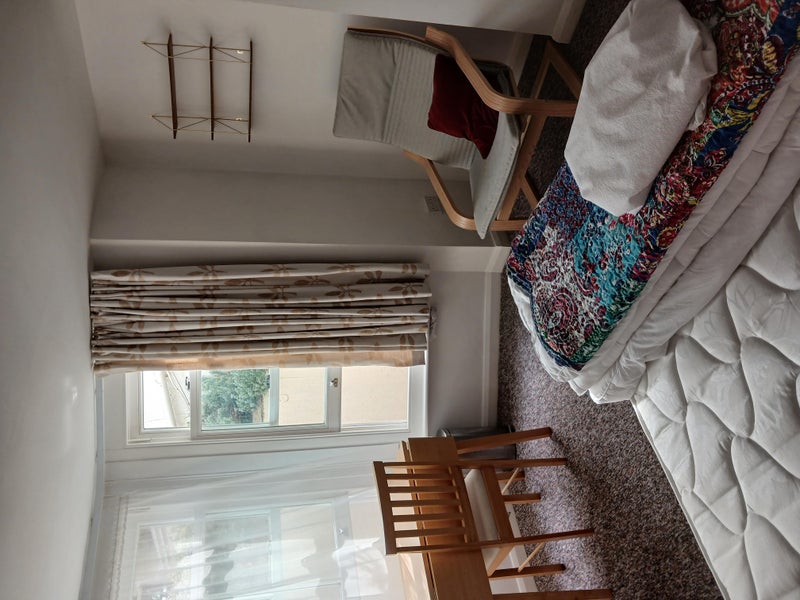 Photo 1: bedroom