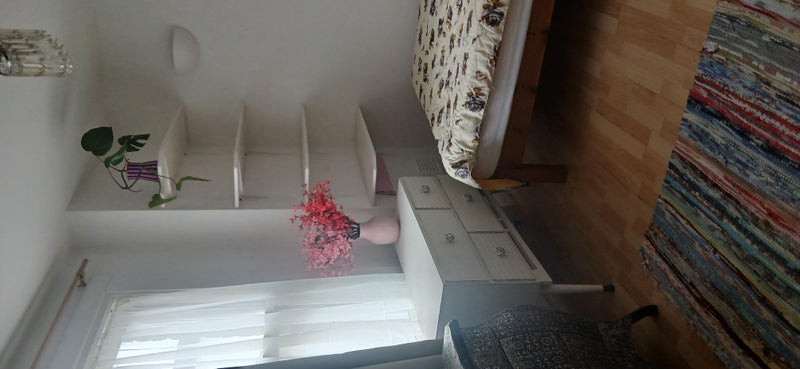 Photo 1: Double bedroom