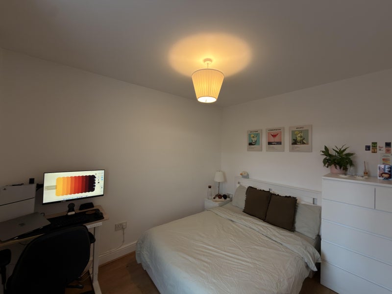 Photo 1: Room