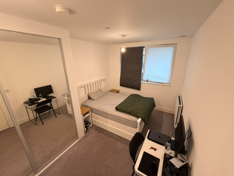 Photo 1: Master Bedroom