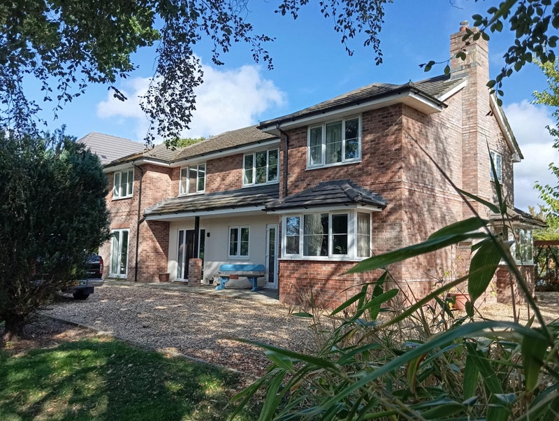 Photo 1: House