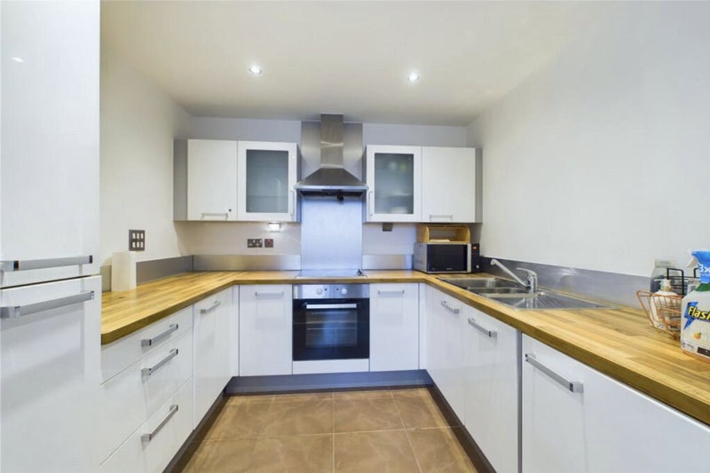 Photo 1: Kitchen
