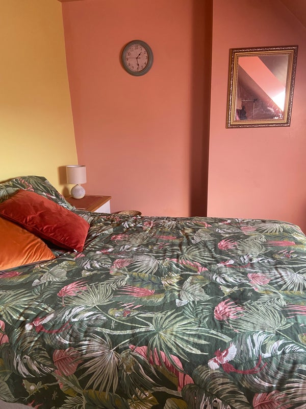 Photo 1: Lovely double bed and bedding. 