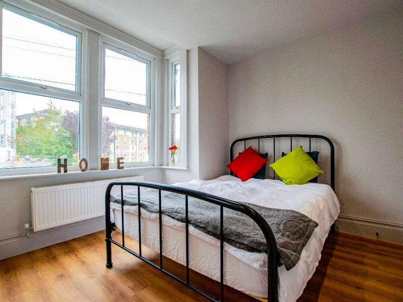 Photo 1: Room A